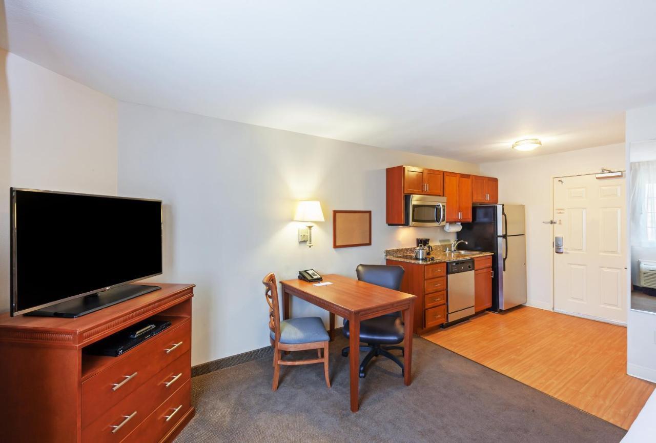 Candlewood Suites El Paso By Ihg Sunrise Acres Dış mekan fotoğraf